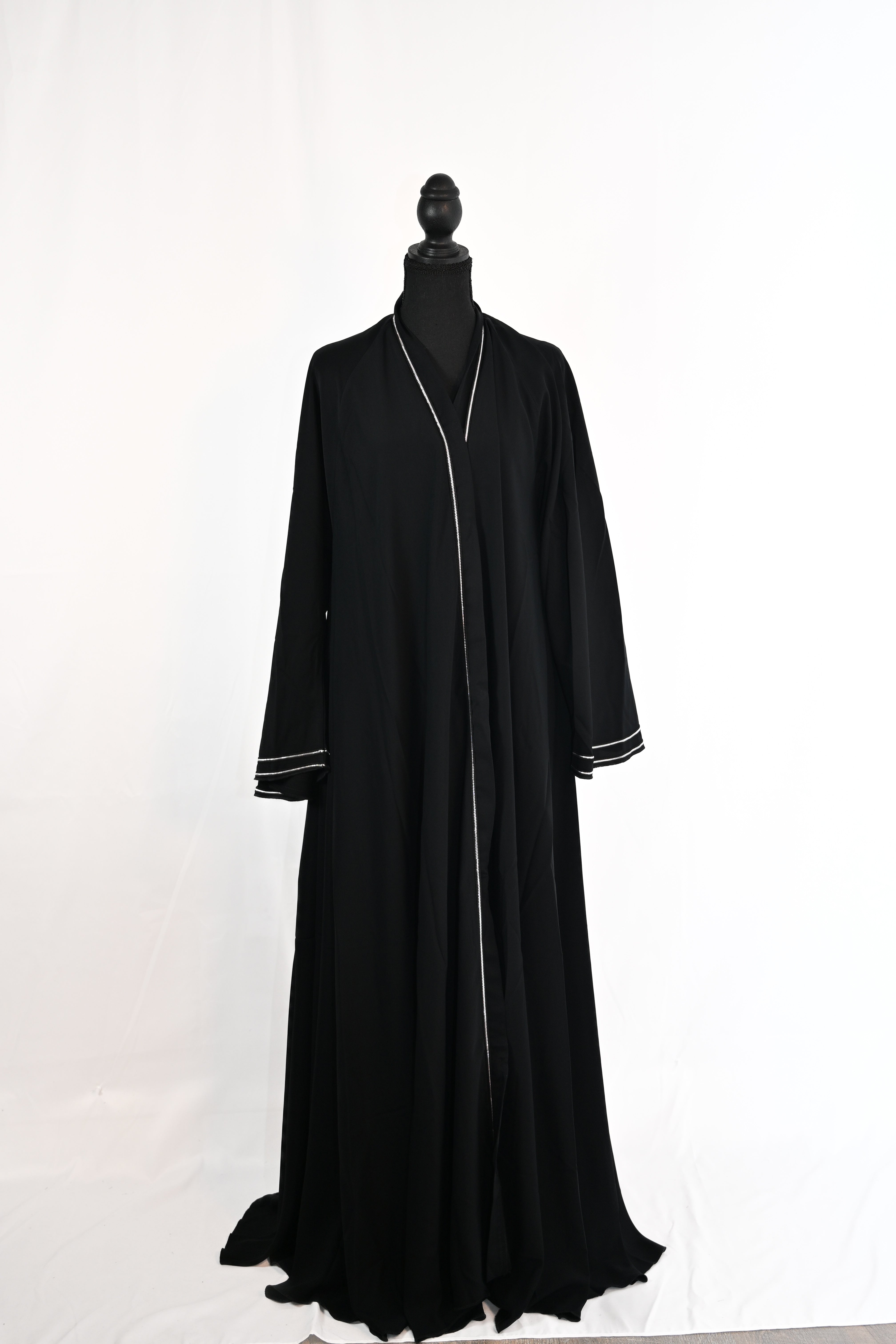 Abaya - Silver Night